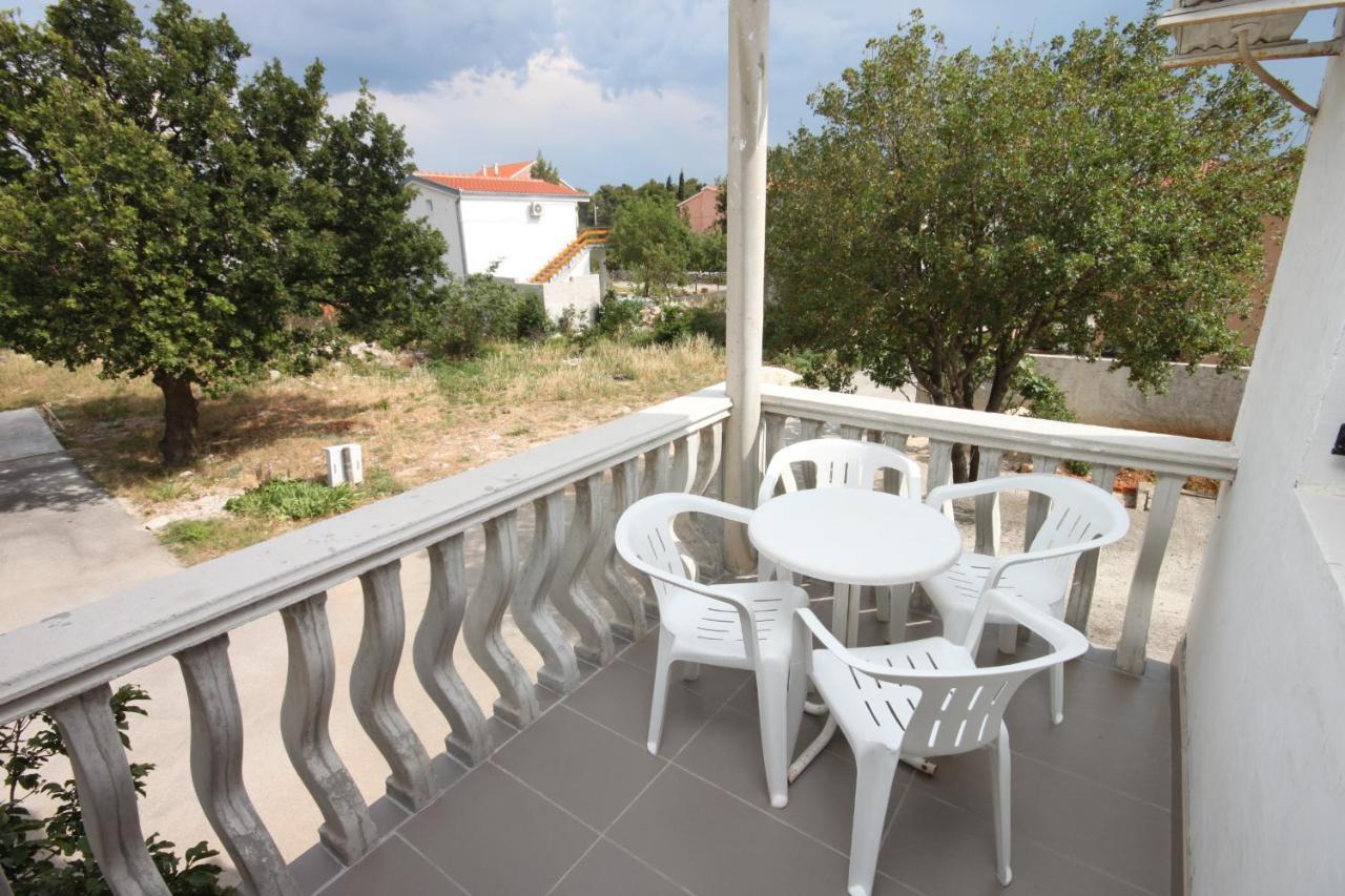 Apartments With A Parking Space Starigrad, Paklenica - 6618 외부 사진