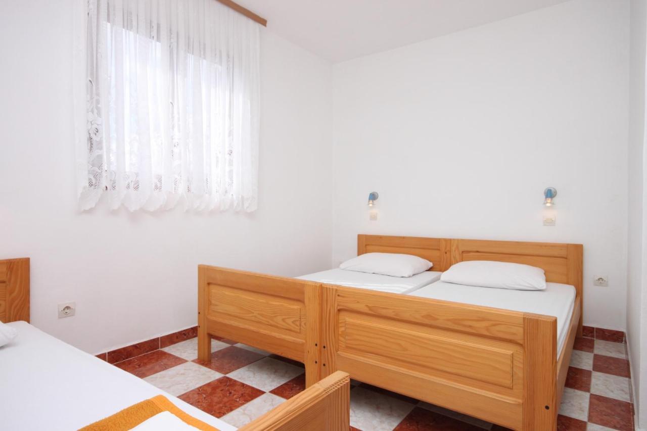 Apartments With A Parking Space Starigrad, Paklenica - 6618 외부 사진